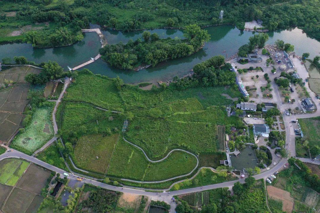 欧博体育APP桂林这条公路入围2023年度“全国十大最美农村路”主题展示
